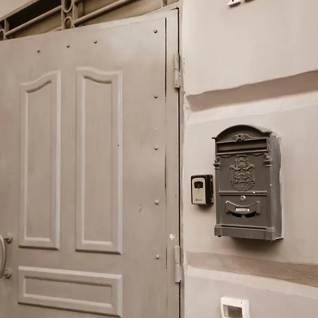 116, Host Apartman *