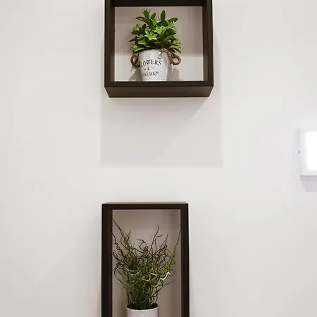 116, Host Apartment